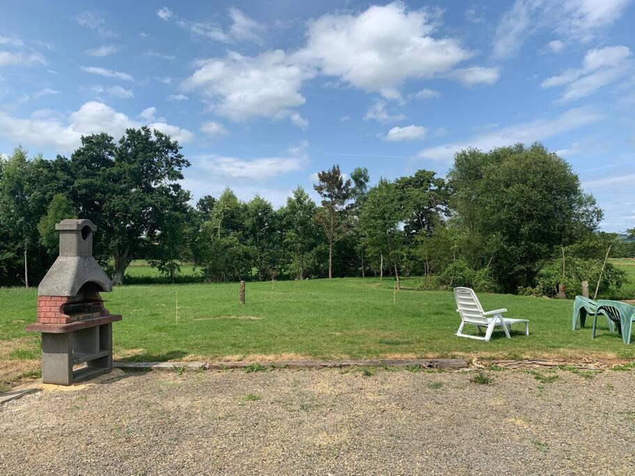 Gite De La Poupardiere, Maison De Campagne En Bordure De Riviere - 2 Nuits Minimum Villa Les Cresnays Exterior foto